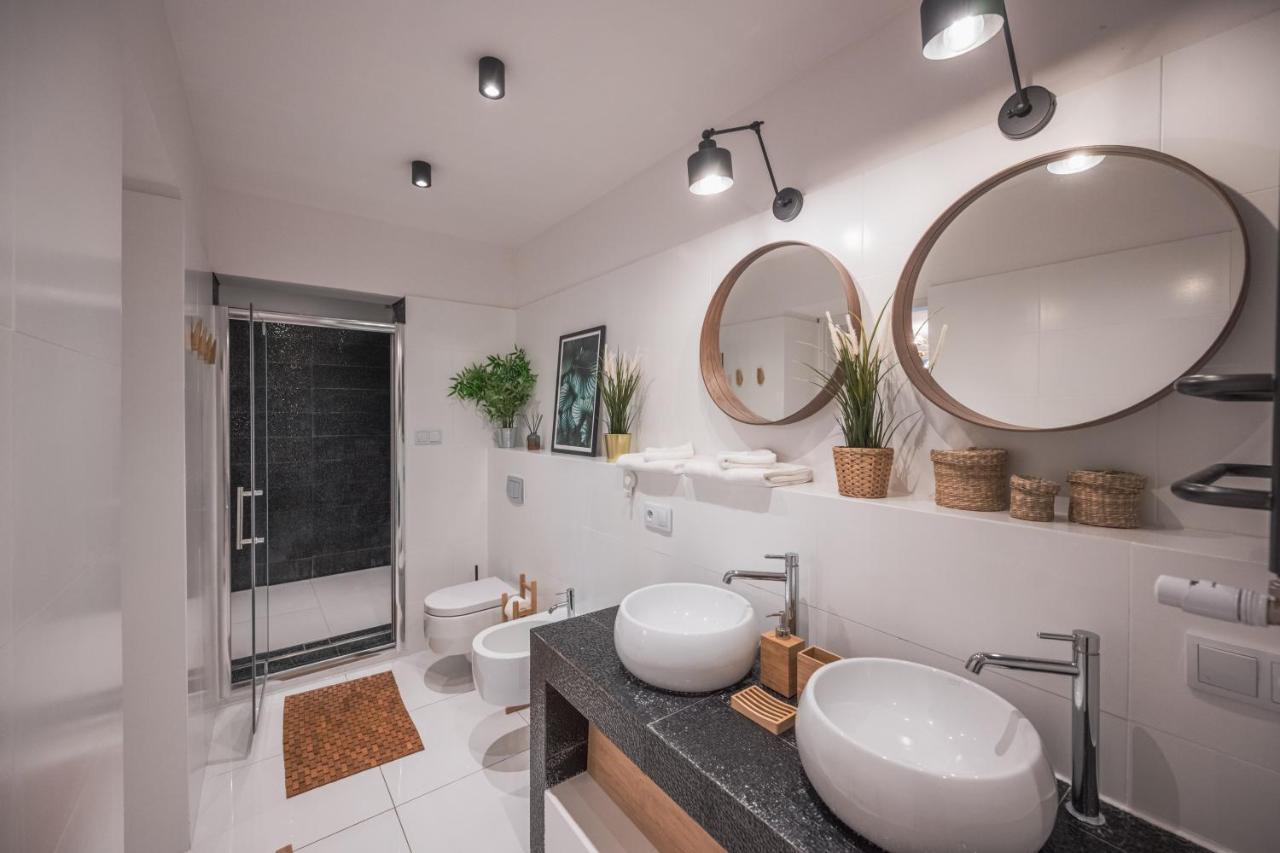 Spacious Apart ~ 150M Main Square ~ Self Check-In 24H Breslavia Exterior foto